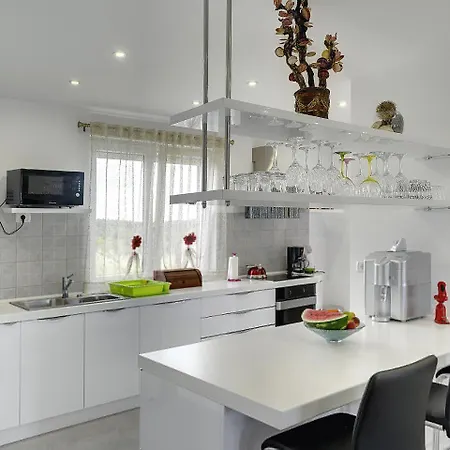 Delle Rondini By Interhome Hreljici